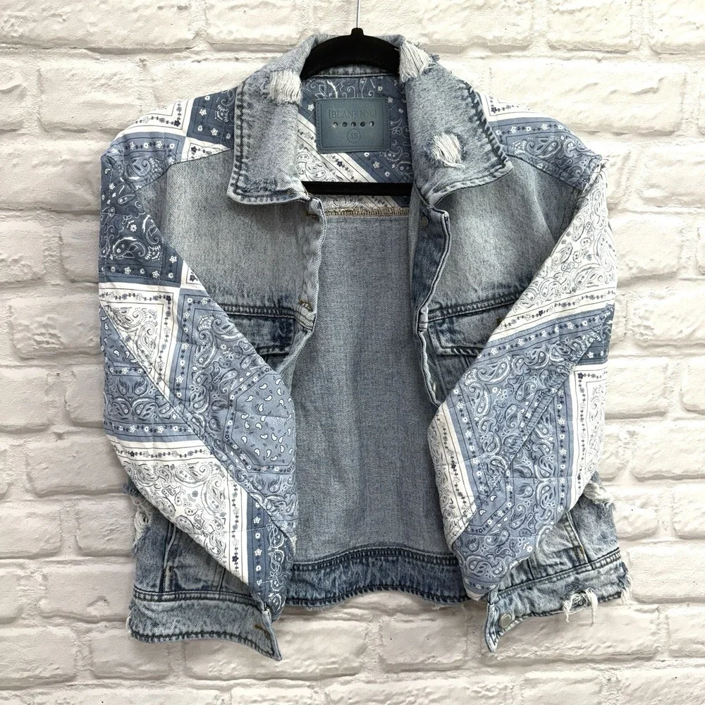 BlankNYC Anthropology Ladies Distressed Denim Blue Jean Jacket Size XS Patchwork